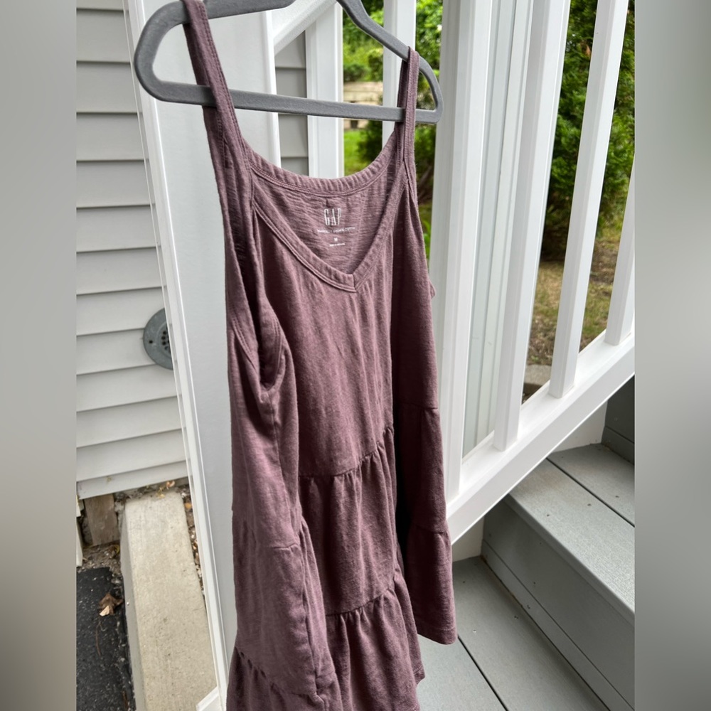 Gap tiered tank